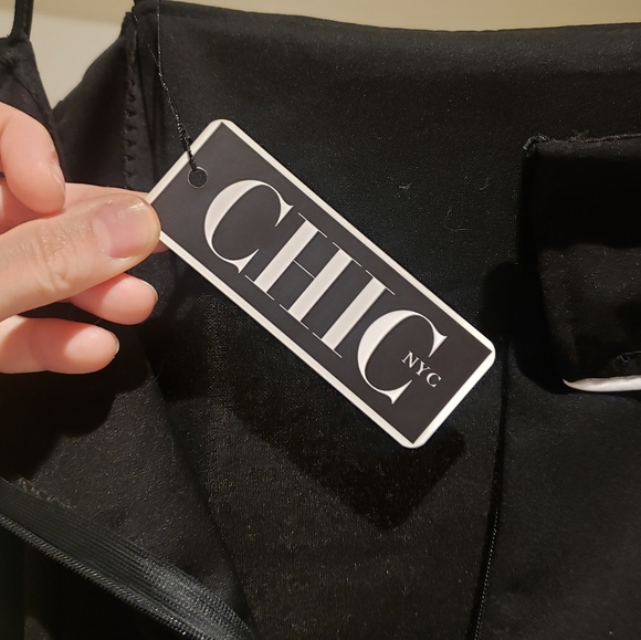 CHIC black flare dress NWT - Picture 4 of 4